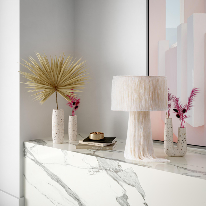 Lámpara de Mesa Atolla Crema con Borlas - Diseño Elegante - Imagen 3