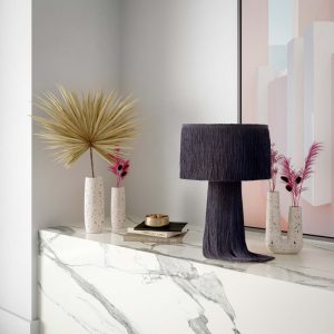 Lámpara de Mesa Atolla Negra con Borla - Diseño Elegante